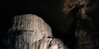 El misterioso mundo subterráneo de las Grutas de Cacahuamilpa