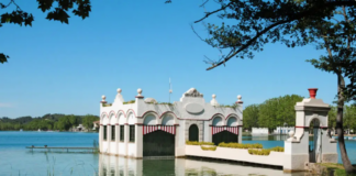 La plaza de Banyoles dedicada a la Aspirina