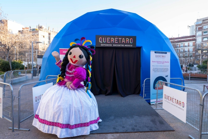 Domo inmersivo de Querétaro en Plaza de Olavide Madrid muestra experiencia audiovisual 360 grados patrimonio mexicano